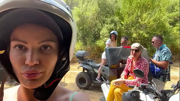 Maaad crazy shakalaka Thumbnail