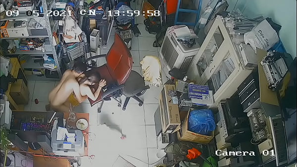 Hack computer shop camera