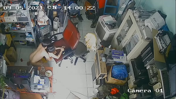 Hack computer shop camera