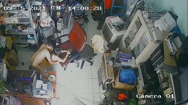 Hack computer shop camera