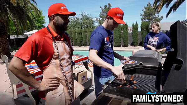 Penelope Kay will play with Joshs dick or ask her stepdad for a quick practical class about the birds and the bees in the middle of their living room