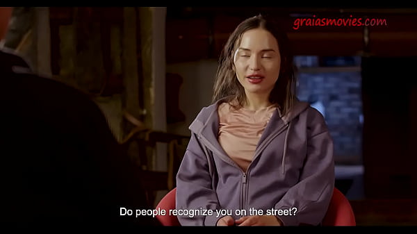 Sexy Russian Pornstar Feels the Pain for First Time