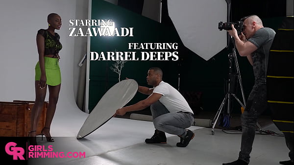 GIRLSRIMMING - Lucky assistant gets a nice rimjob from Zaawaadi