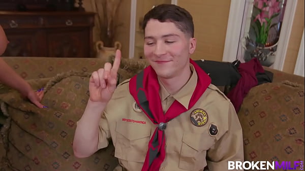 Curvy Nina Elle Loves To Teach Young Dudes How To Fuck Properly