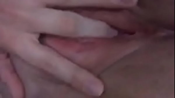 Rumpelgorgeous finger action Thumbnail