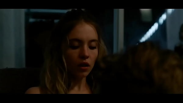 Sydney Sweeney nude and sex scenes from The Voyeurs