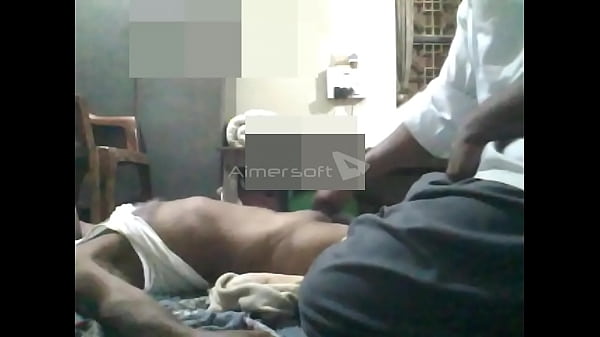 BALASORE BOTTOM GAY ”SHANU” GIVING MASSAGE AND BLOWJOB