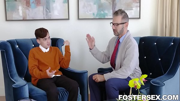 Foster stepMom Dee Williams Requests Help With Fertility Issues