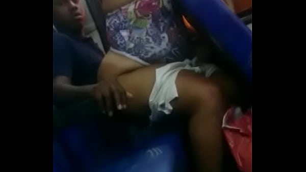 Chupa minha buceta chupa Video porno sexo amador.no onibus
