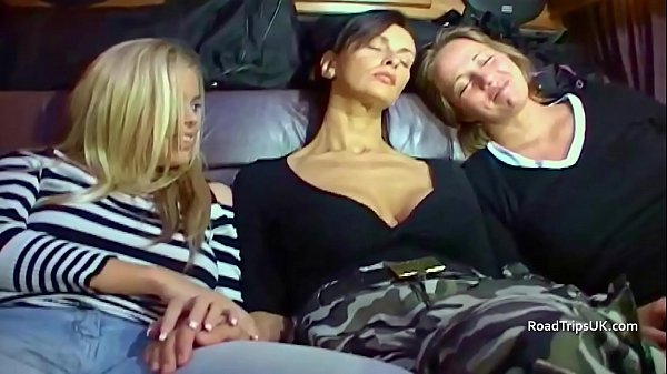 Angie, Anabel and Alicia in the van