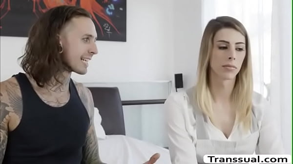 Casey Kisses Ts