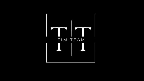 Masaj excelent. Știu cum să fac această curvă să aibă orgasm. Versiune completă 4K HD Tim Team