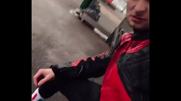 #kinkySiriusIt’s time to kink again! #leather #leatherfetish #meninleather #leatherman #gayleather... Thumbnail