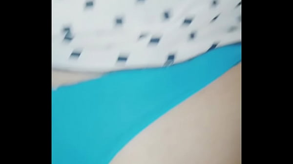 Looking for what to eat in the kitchen Thumbnail