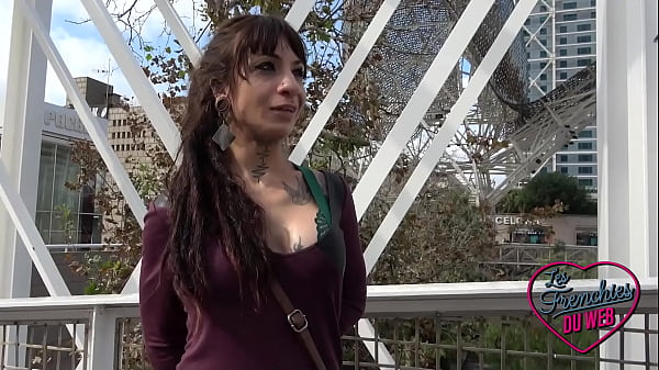 Eléa, une toulousaine coquine et exhibitionniste