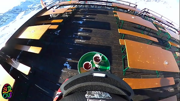 sciatrice si fa scopare da sconosciuto in hotel di lusso