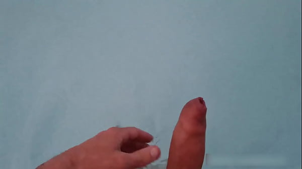 Step mom was swimming in the pool and saw the guy's big dick