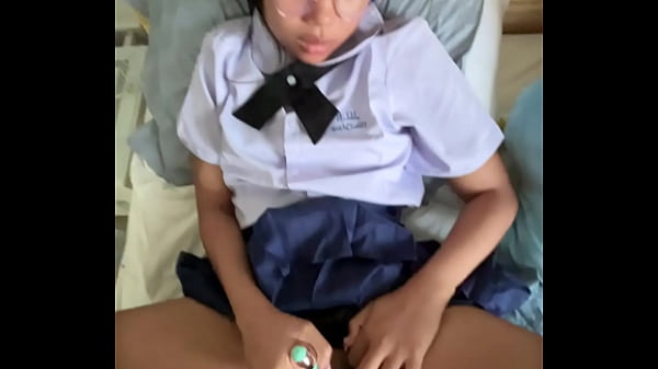 French tourist fuck a 18 years old Thai student in uniform