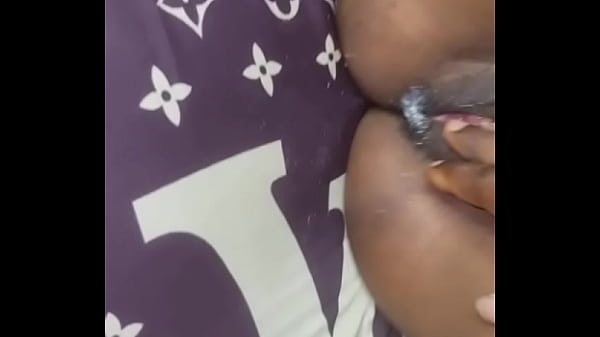 Keményen megdugom anyámat