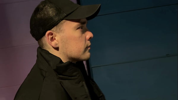 Public Toilet Cock Worship Turned Brutal [4K]