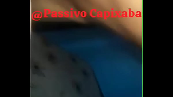 Outra mamadeira esvaziada de novinho