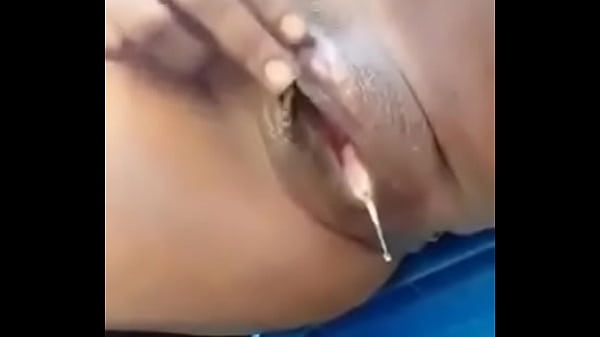 Nedves punci az érett hölggyel