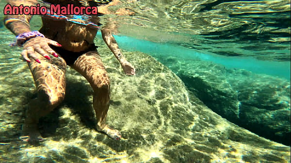 Destrozando Una Argentina Pillada En La Calle