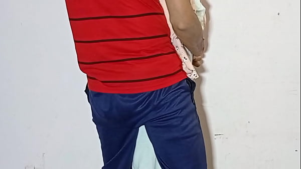 Bhabhi fucked by big dick desi guys with hindi audio