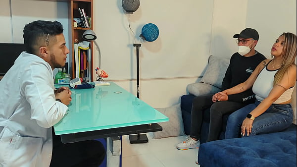 Uma visita ao médico com muito sexo