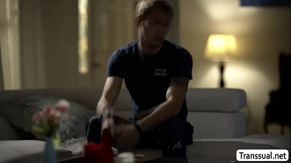 Tbabe stepmommy lets stepson bareback her wet ass