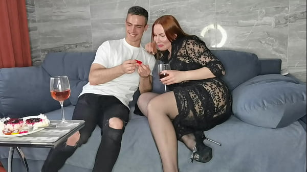 CAN'T STOP FUCKING MY HORNY STEPMOM HARD