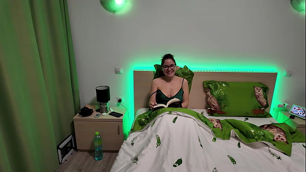 My step mom sop reading because my COCK, she made me the BEST BLOWJOB ever !