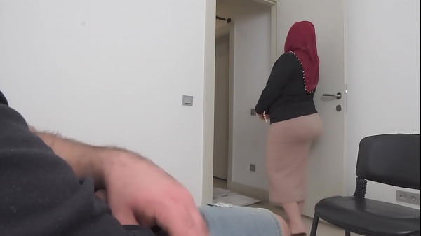 Young Hijab lady caught me jerking off. Risky jacking off and Dickflashing.