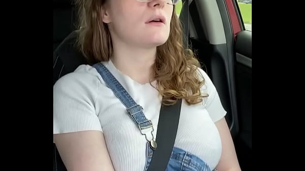 Nerdy Country Girl Rubs Herself in her Car