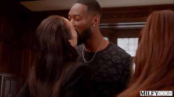 MILFY Dean Melissa Disciplines Naughty Vanna And Step-bro