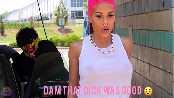 Jasamine Banks Gives Gibby The Clown The Car Wash Of His Life