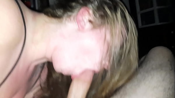 Bobbythatgood33 recebendo um bom boquete desleixado