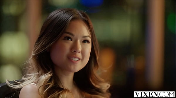 VIXEN Risk-taker Lulu is lucky in the stock market and bed