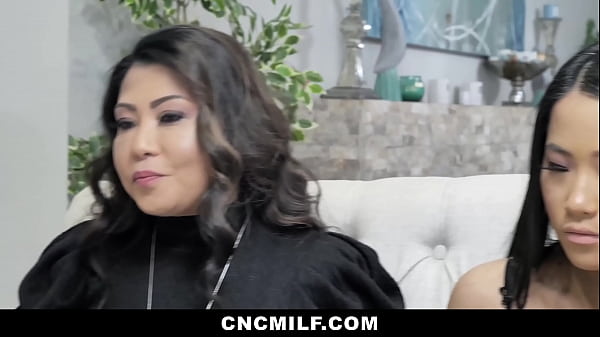 New Man of The House Stepson Freeuses His All Three Stepmoms - Cncmilf