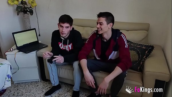 They have a threesome while their horny friends watches