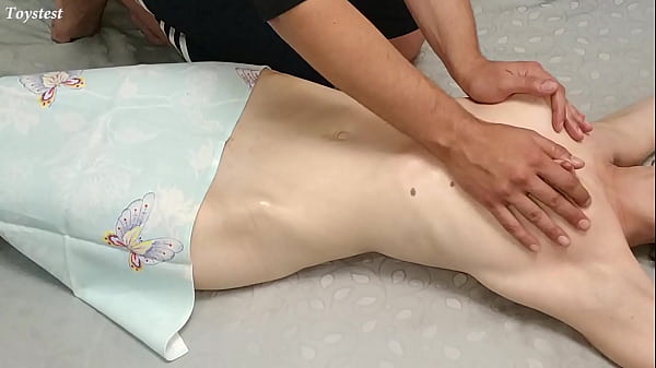 Homemade Oil Massage with Two Orgasms for Beautiful Babe