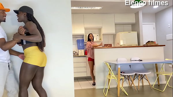 Jefao oficial  foi apresentado um amigo pra sua prima fernanda chocolatte , e acabou fodendo ela escondido da Karen oliver