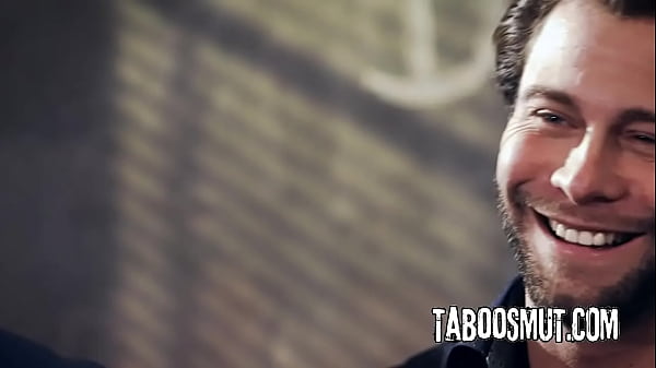 Easy Pickings – Gwen Vicious