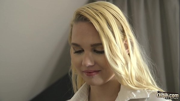 Facial cumshot for slutty teen getting fucked by old guy