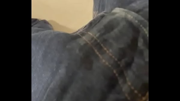 Pissing in jeans in the shower Thumbnail