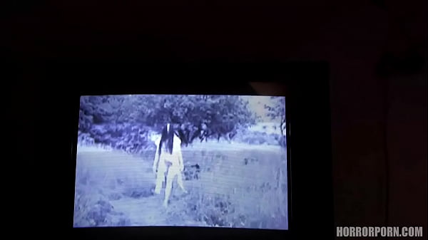 HORRORPORN - The girl from the well