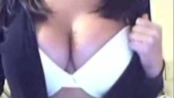 Gorgeous chick webcam tease video