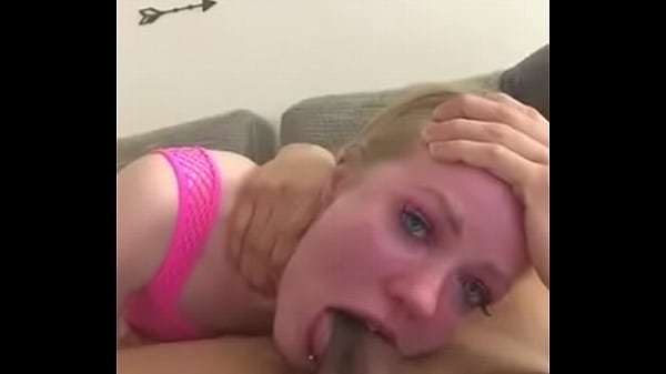 KehlfickNutte é uma prostituta perfeita