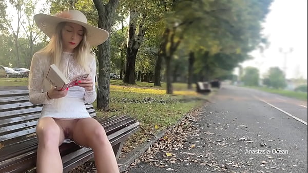 My wife is flashing her pussy to people in park. No panties in public.