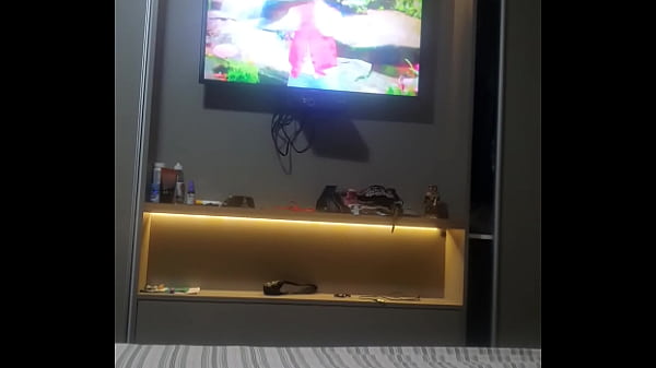 naughty brunette dancing funk Thumbnail